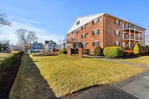 305 Pine St, Lowell, MA 01851 - Photo 30