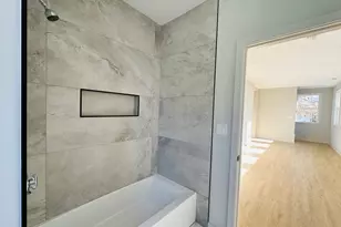 246 Ash St, Waltham, MA 02453 - Photo 8