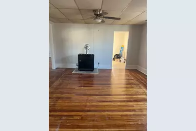 1053 Bedford Street #2, Fall River, MA 02723 - Photo 4
