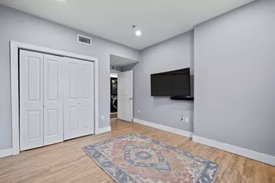 1 Powder Mill Sq #102, Andover, MA 01810 - Photo 16