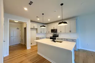 2 Codman Wy, Westborough, MA 01581 - Photo 2