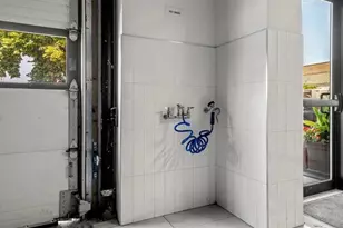 250 Meridian St, Boston, MA 02128 - Photo 26