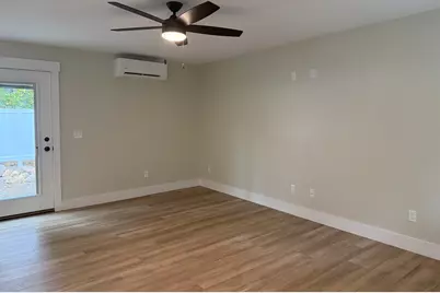 480 Wareham St #8, Middleborough, MA 02346 - Photo 6
