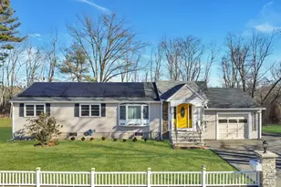 35 Cross St, Methuen, MA 01844 - Photo 1