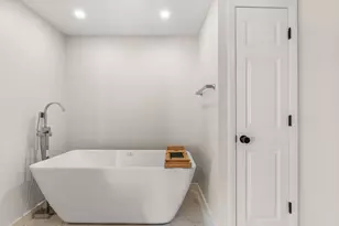 119 Marshall St, Revere, MA 02151 - Photo 20