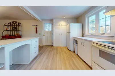 33 Kelleys Pond Rd, Dennis, MA 02670 - Photo 14