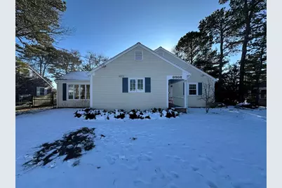 33 Kelleys Pond Rd, Dennis, MA 02670 - Photo 2