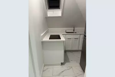 9 Winton St #3, Boston, MA 02131 - Photo 2