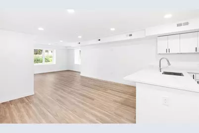 50 Frankfort St #7, Fitchburg, MA 01420 - Photo 4