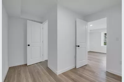 50 Frankfort St #7, Fitchburg, MA 01420 - Photo 10