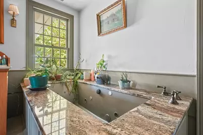 21 Sturbridge Rd, Brimfield, MA 01010 - Photo 20