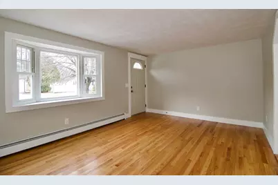 156 Saffron Cir, Springfield, MA 01129 - Photo 4