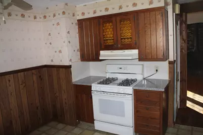 762 Suffield Street, Agawam, MA 01001 - Photo 8