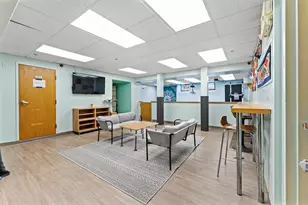 39 Pleasant St, Stoneham, MA 02180 - Photo 4