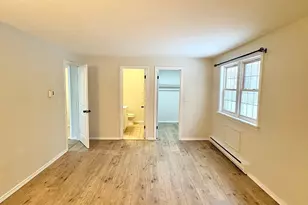 180 Main St, Bridgewater, MA 02324 - Photo 12