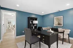 2 Chesterfield St, Framingham, MA 01701 - Photo 10