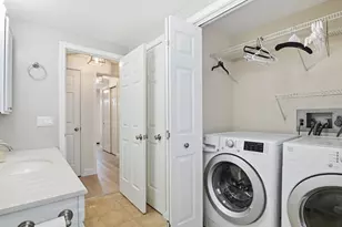 2 Chesterfield St, Framingham, MA 01701 - Photo 12