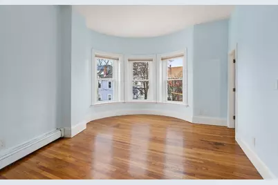 96 Brook St #3, Brookline, MA 02445 - Photo 6