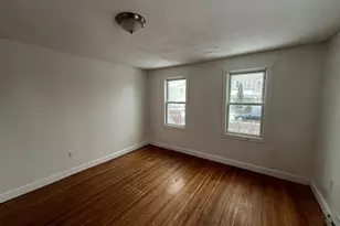 42 Florence St, Springfield, MA 01105 - Photo 6