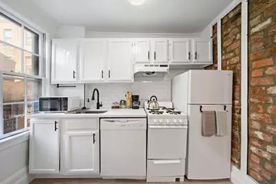 102 Revere St, Boston, MA 02114 - Photo 20