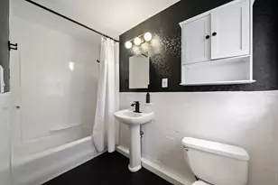 102 Revere St, Boston, MA 02114 - Photo 10