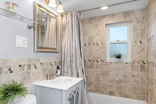 33 Jacqueline Rd, Waltham, MA 02452 - Photo 20