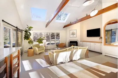 90 Barretts Mill Rd, Concord, MA 01742 - Photo 4