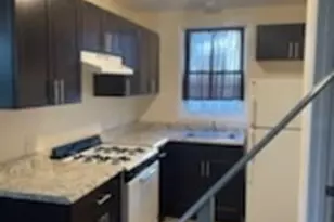 100 Smith St, Fall River, MA 02721 - Photo 1