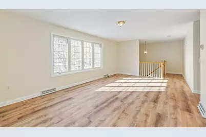24 Sunflower Lane #B, Westfield, MA 01085 - Photo 8