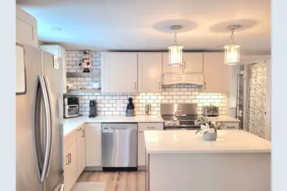 115 Waltham St, Hanson, MA 02341 - Photo 10