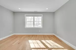 126 Dale St, Waltham, MA 02451 - Photo 32