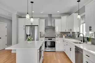 126 Dale St, Waltham, MA 02451 - Photo 14