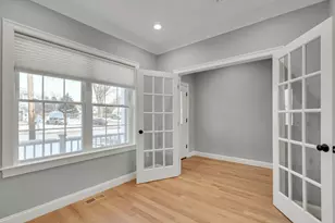 126 Dale St, Waltham, MA 02451 - Photo 16