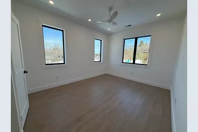 1060 Main St #306, Millis, MA 02054 - Photo 6