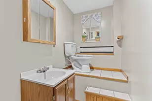 377 Read St, Seekonk, MA 02771 - Photo 20