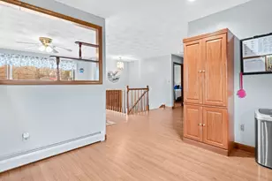 377 Read St, Seekonk, MA 02771 - Photo 10