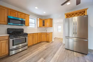 153 West St, Randolph, MA 02368 - Photo 4