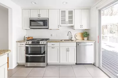 44 Agnes Dr, Framingham, MA 01701 - Photo 8