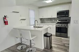 23 Nightingale Cir, Randolph, MA 02368 - Photo 2