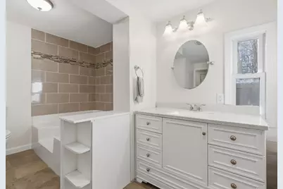 5 Alpine St, Rockland, MA 02370 - Photo 4