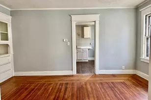 21 Bloomfield St, Springfield, MA 01108 - Photo 6