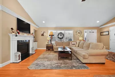 263 Plain Street, Rehoboth, MA 02769 - Photo 12