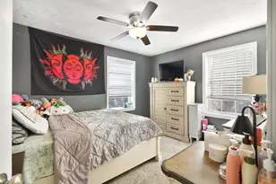 263 Plain St, Rehoboth, MA 02769 - Photo 18