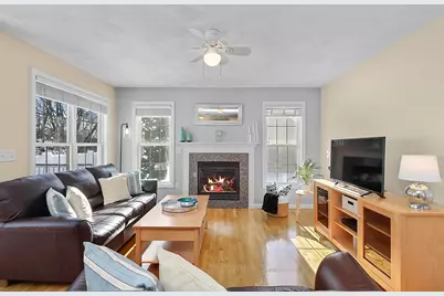 3 Gerry Dr #15, Hudson, MA 01749 - Photo 2