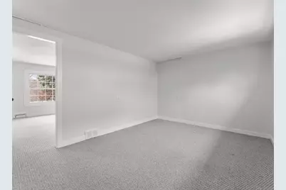 28 Crestview Dr #RHS, Westborough, MA 01581 - Photo 12