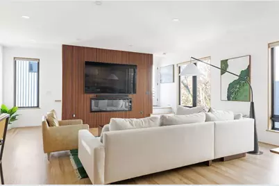 31 Hall St #2, Waltham, MA 02453 - Photo 2