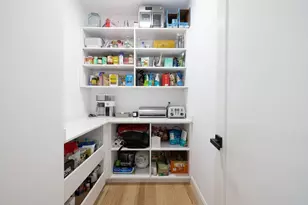 31 Hall St, Waltham, MA 02453 - Photo 8