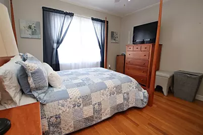 348 Lynn Fells Parkway, Saugus, MA 01906 - Photo 18