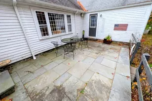561 Circuit St, Hanover, MA 02339 - Photo 28