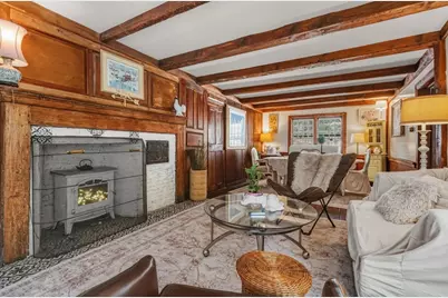 561 Circuit Street, Hanover, MA 02339 - Photo 4